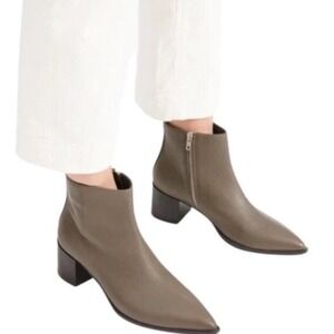 Everlane The Boss Taupe Pebbled Leather Boots 8.5